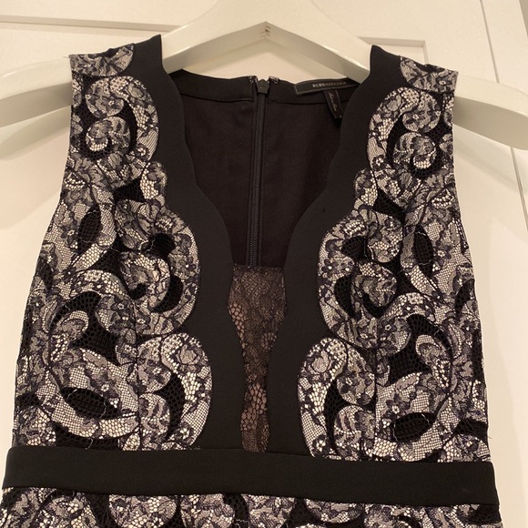 Beautiful dress! Gently worn ones. Dress has pockets. - Picture 2 of 11